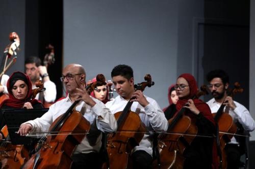 تهران جشن بیکران برای شب سوم تمدید گردید